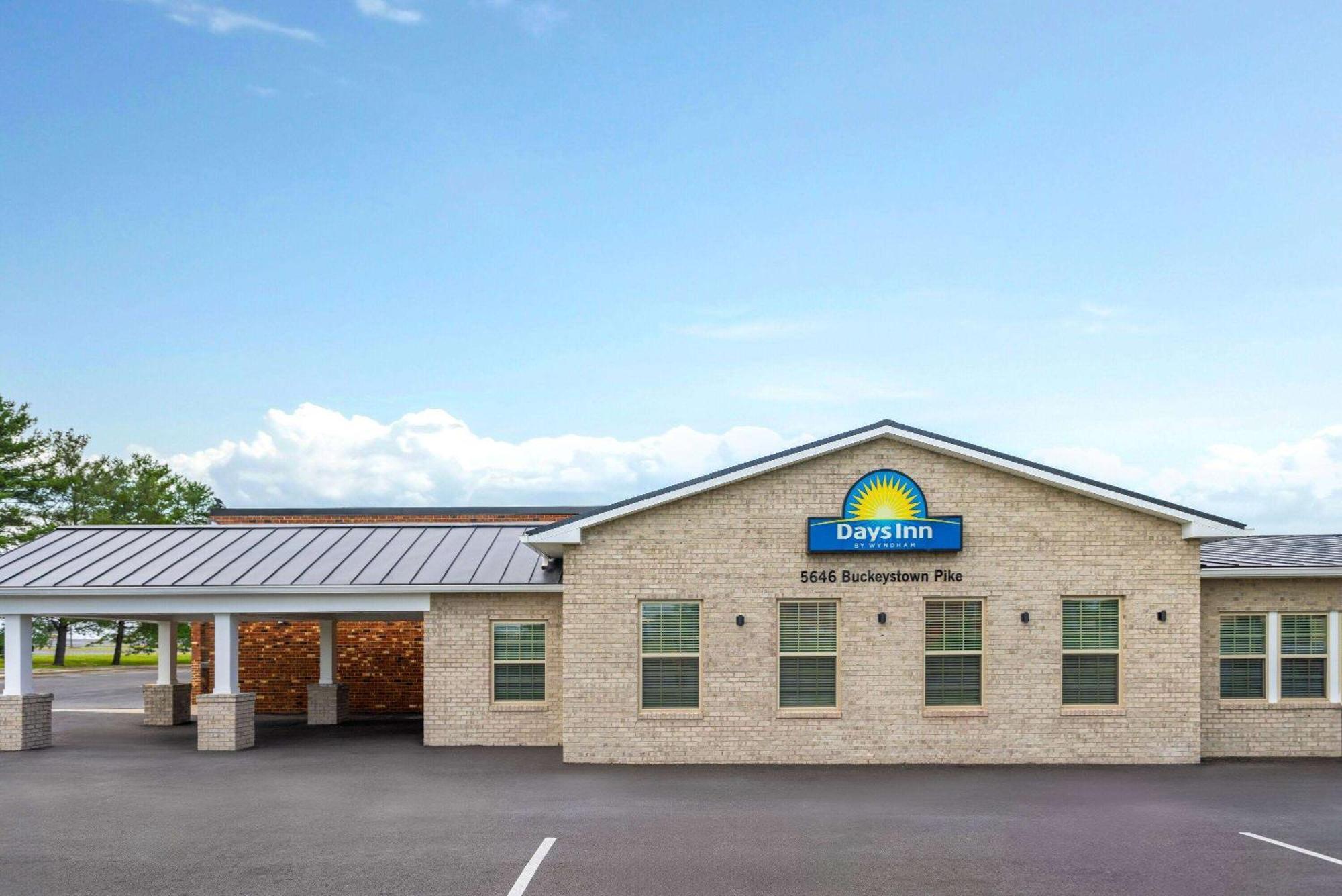 Days Inn Of Frederick By Wyndham Exterior photo